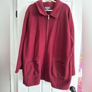Women’s plus size 22W/24W dress coat in beautiful burgundy. 100% wool.